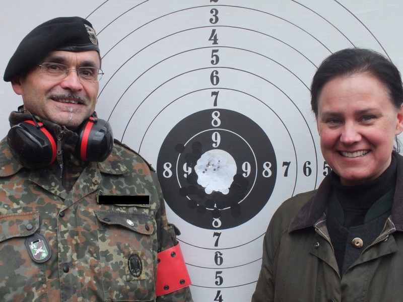 Oberstleutnant d.R.  Fahrner und MdL Dr. Ute Eiling-Htig