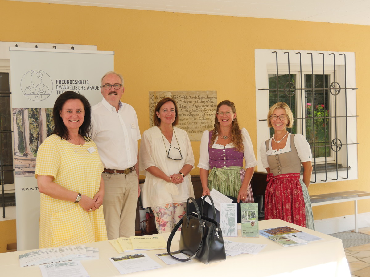 v.l.n.r.: Dr. Ute Eiling-Htig, Dr. Siegfried Mig, Ursula von Rheinbaben, Maria Kilinger, Brigitte Grande.